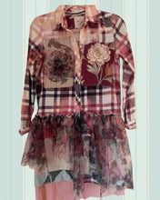 Load image into Gallery viewer, Butterfly Ivy Kittens & Tulle Flannel Smaller Duster Shirt