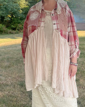 Load image into Gallery viewer, calico kitty flowy vintage graphic oversized duster