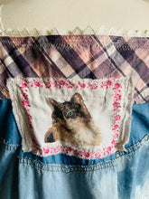 Load image into Gallery viewer, Vintage Blue Rose & Calico Kitten Textiles - Apron - Smock