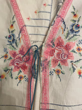 Load image into Gallery viewer, Shirt embroidery vest