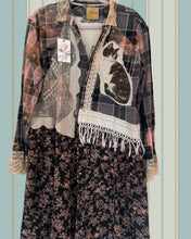 Load image into Gallery viewer, calico cat duster
