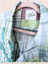 Load image into Gallery viewer, aqua &amp; chartreuse vintage tablecloth &amp; chunky crochet duster coverup Lagenlook free-size oversize
