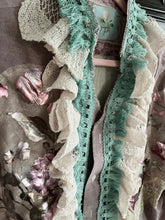 Load image into Gallery viewer, frankly fancy fringe 1940's barkcloth oxford cloth upcycled duster shirt
