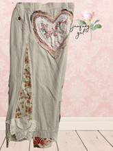 Load image into Gallery viewer, romantic khaki LOVE heart lightweight capri flared Size 10 Large
