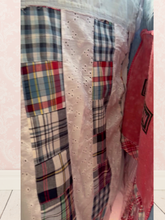 Load image into Gallery viewer, Light Denim Duster Vintage Tablecloth Poppy Ribbons &amp; Lace Bouquet - Size Large
