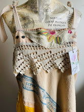 Load image into Gallery viewer, Golden Rod &amp; Grass Vintage Feedsack Smock
