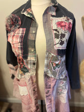 Load image into Gallery viewer, Seeds that Grow vintage feedsack upcycled flannel shirt - duster
