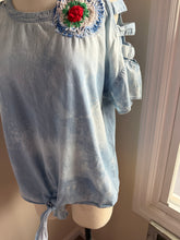 Load image into Gallery viewer, Lightweight denim cutout sleeve American Flag Crochet roses fits To XL
