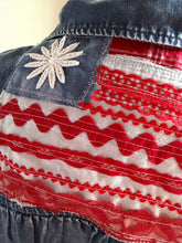 Load image into Gallery viewer, Lightweight dark sleeveless American flag tie front button down fits to XL
