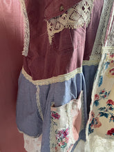 Load image into Gallery viewer, oversized dusty maroon &amp; lace duster *Fits Up to Plus*

