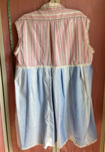 Load image into Gallery viewer, pink stripe pinstripe oxford cloth duster coverup Lagenlook free-size oversize
